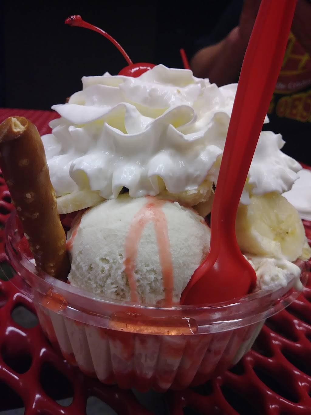 Brusters Real Ice Cream | restaurant | 2450 FL-50, Clermont, FL 34711, USA | 3527085851 OR +1 352-708-5851