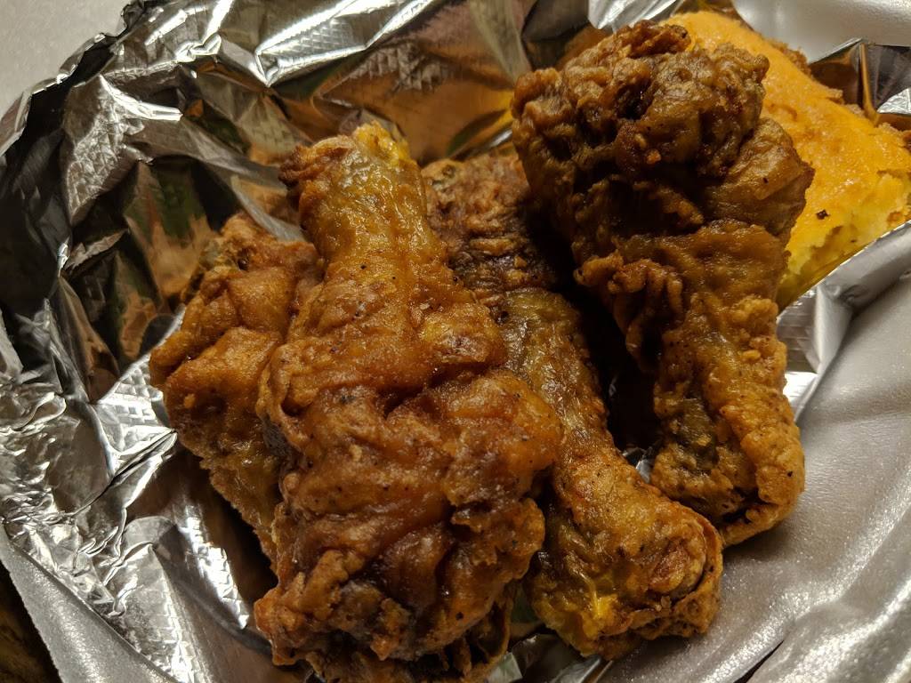 Big Mommas Soul Kitchen | restaurant | 4532 W Broadway, Louisville, KY 40211, USA | 5027729580 OR +1 502-772-9580