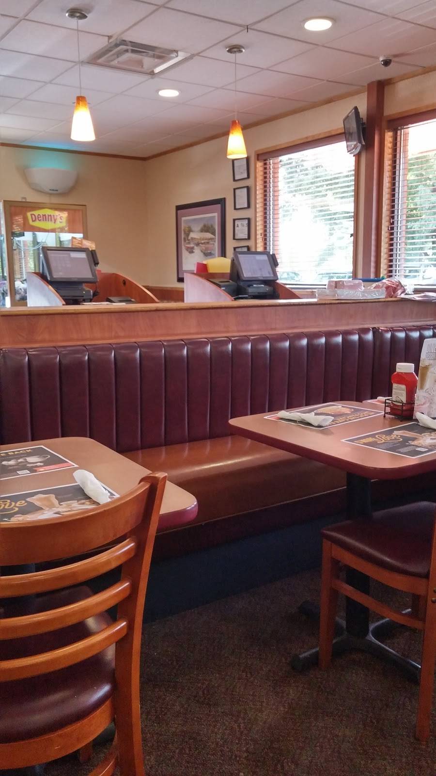 Dennys | restaurant | 4541 Sunset Rd, Charlotte, NC 28216, USA | 7045979224 OR +1 704-597-9224