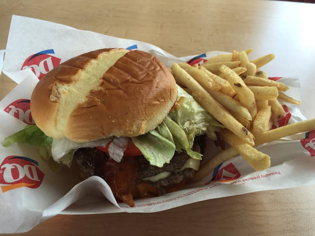 Dairy Queen Grill & Chill | restaurant | 2118 Gunbarrel Rd, Chattanooga, TN 37421, USA | 4237025917 OR +1 423-702-5917