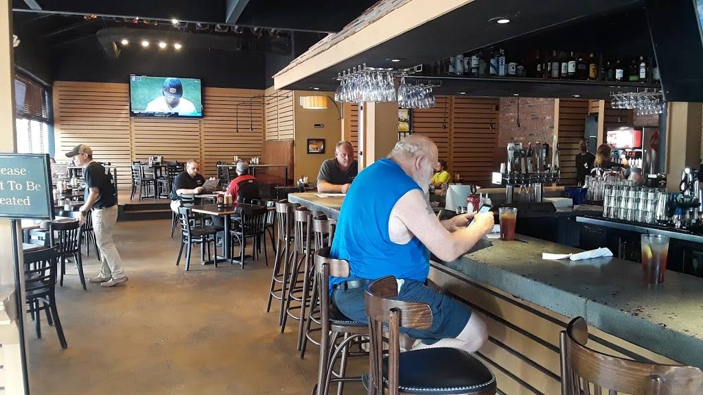 Billys Sports Grill | restaurant | 4520 Overton Rd #104, Birmingham, AL 35210, USA | 2059562323 OR +1 205-956-2323