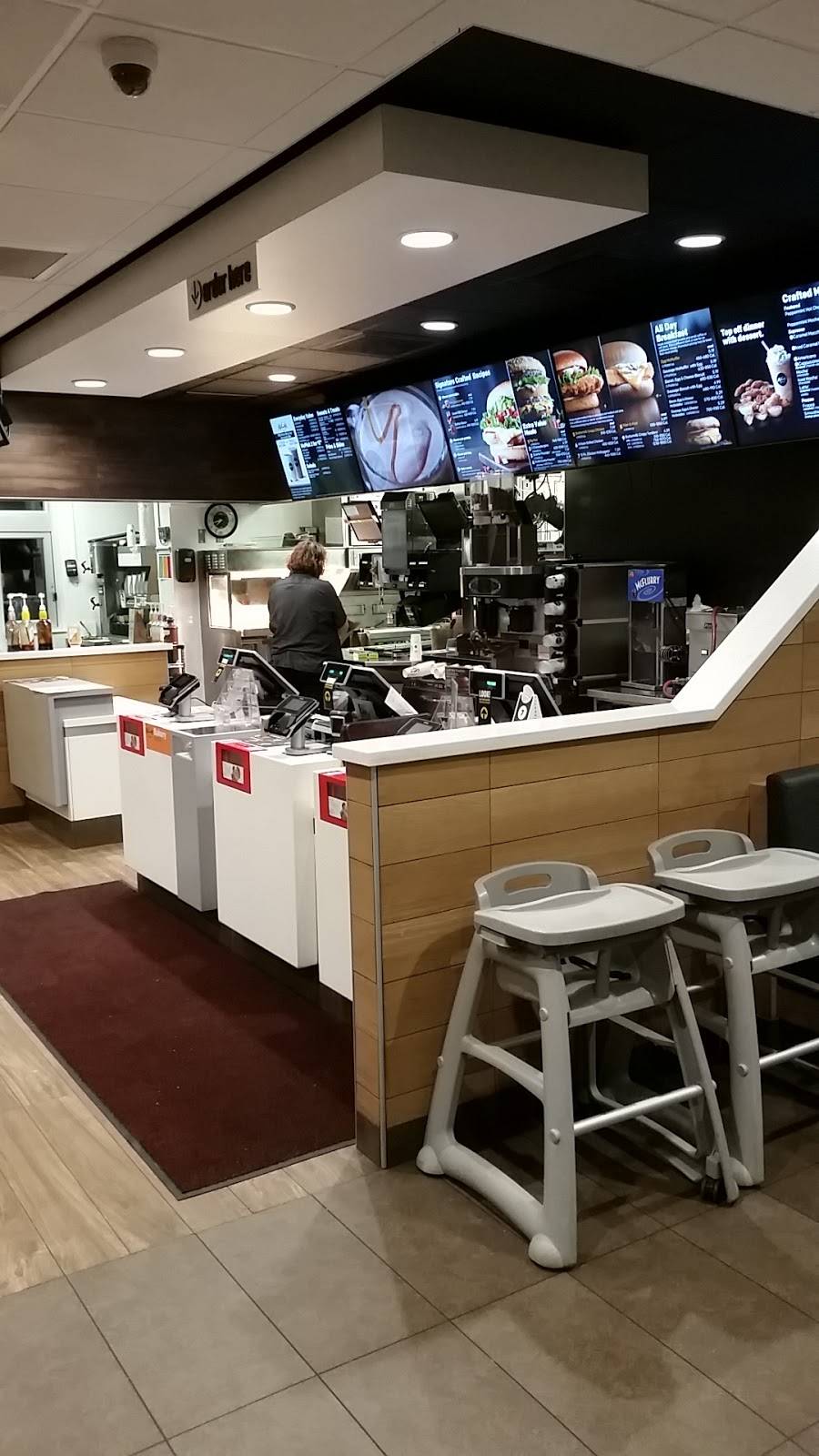 McDonalds | cafe | 195 Woodstock Ave, Rutland, VT 05701, USA | 8027750267 OR +1 802-775-0267