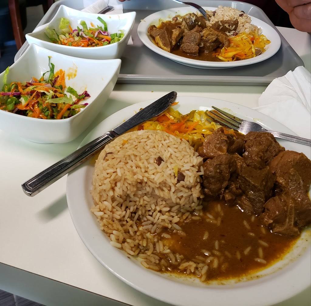 Caribbean Delight | restaurant | 221 Woodlawn Rd W B9, Guelph, ON N1H 8P4, Canada | 5192654526 OR +1 519-265-4526