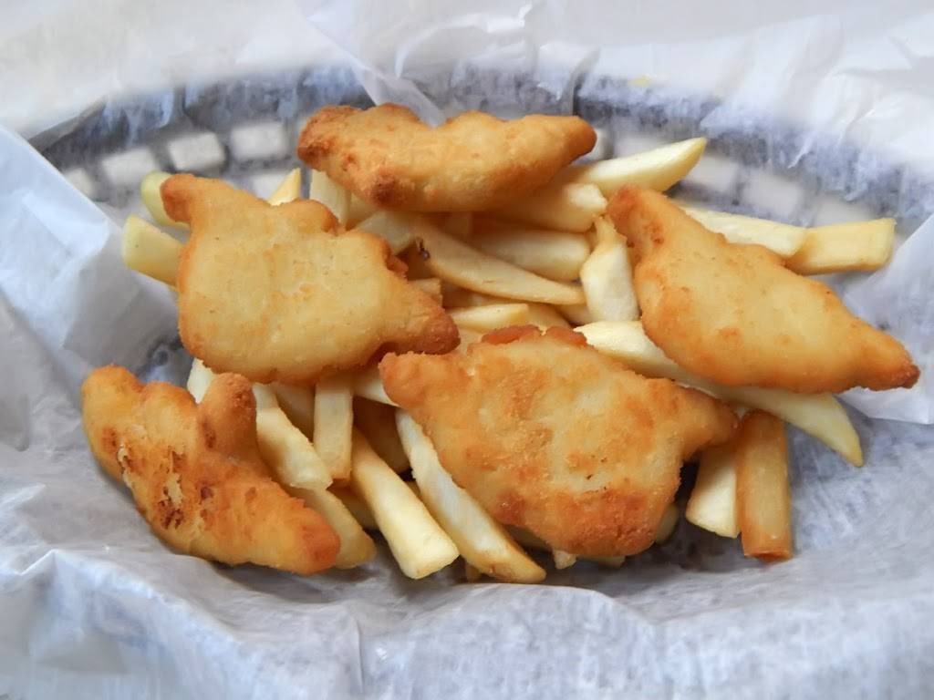 Chuckies Bay County Flea Market | restaurant | 108 Adams St, Bay City, MI 48708, USA | 9898930541 OR +1 989-893-0541