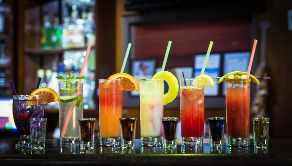 G T Restaurant & Bar - Caribbean, Guyanese Style Food | restaurant | 2074 Steeles Ave E, Brampton, ON L6T 1A7, Canada | 9057909103 OR +1 905-790-9103