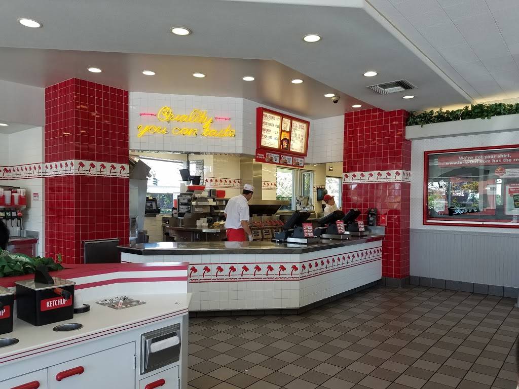 In-N-Out Burger | restaurant | 583 Grand Ave, San Marcos, CA 92078, USA | 8007861000 OR +1 800-786-1000