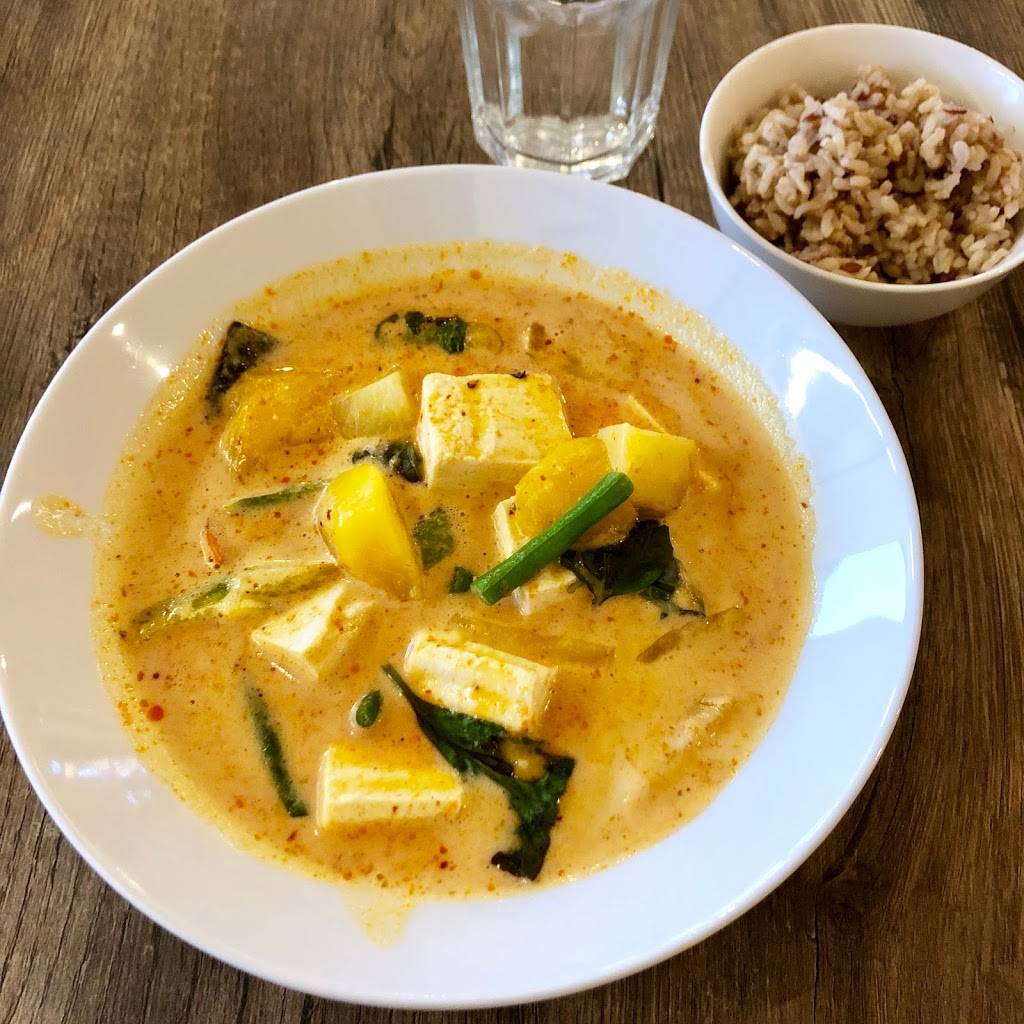 Singha Thai | restaurant | 4123 W Town and Country Rd, Kettering, OH 45429, USA | 9378137805 OR +1 937-813-7805