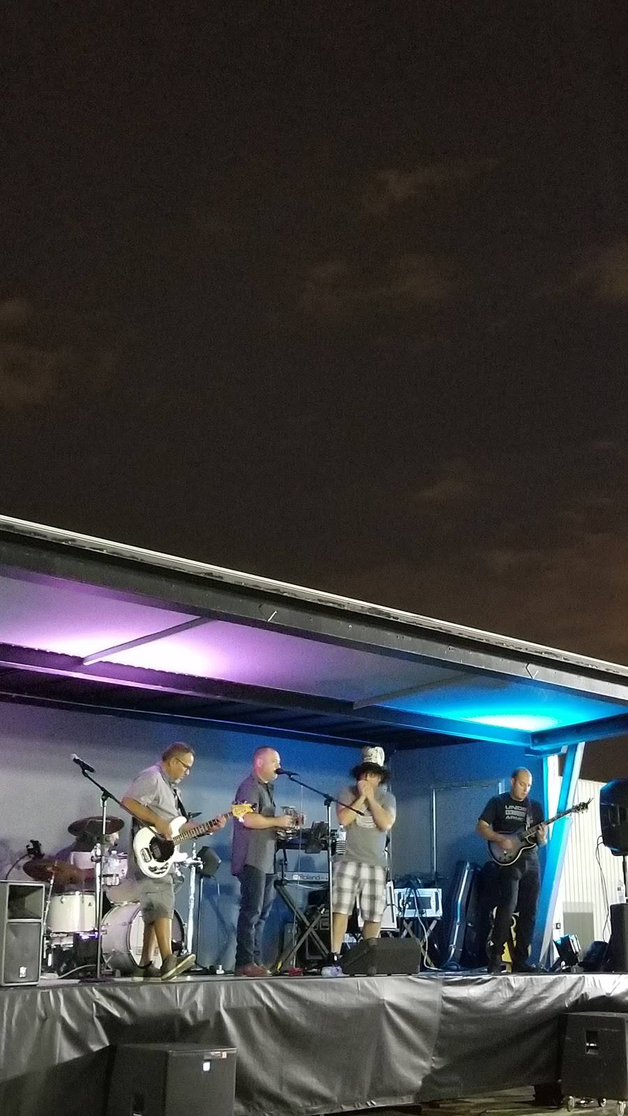 Taste Of Melrose Park | restaurant | 1000 25th Ave, Melrose Park, IL 60160, USA | 7083434000 OR +1 708-343-4000