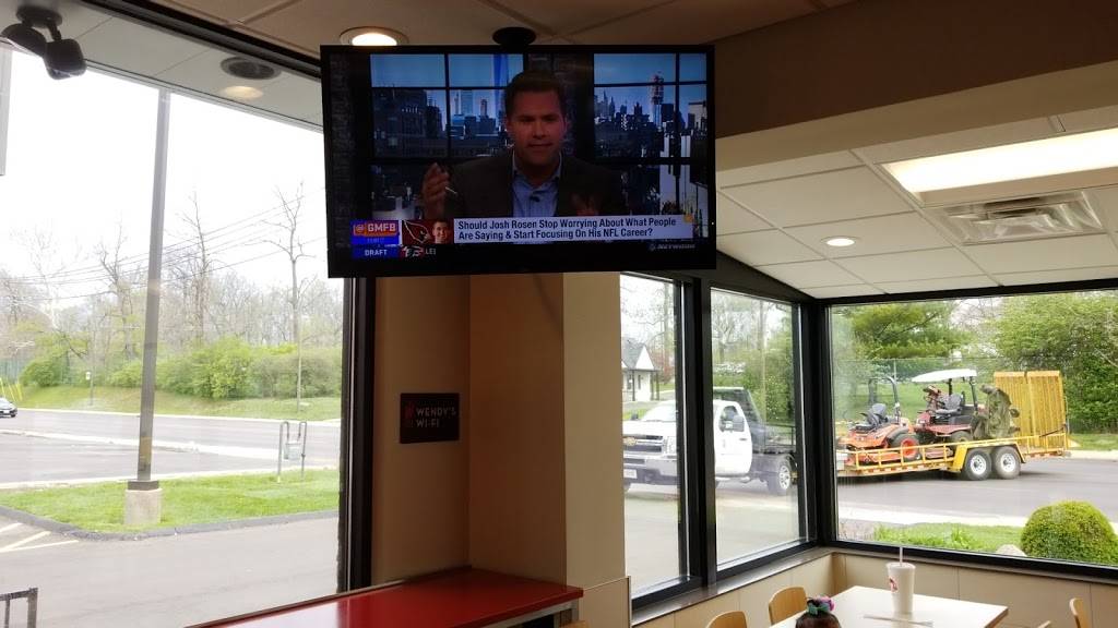 Wendys | restaurant | 3420 Salem Ave, Dayton, OH 45406, USA | 9372772386 OR +1 937-277-2386