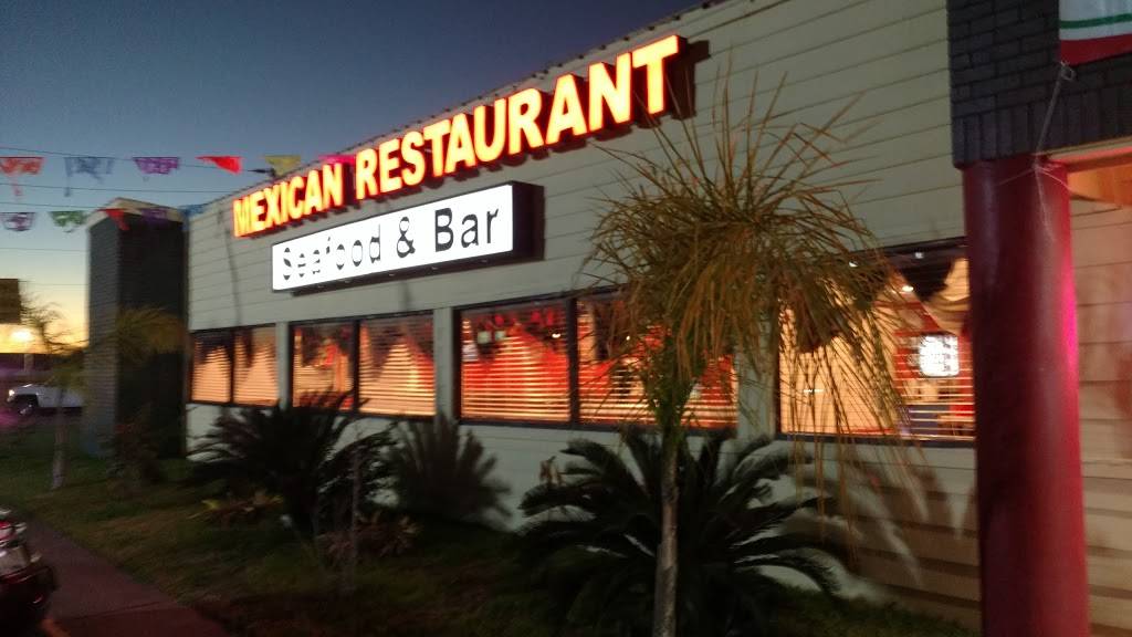 El Chinampa Mexican Restaurant | restaurant | 17009 East Fwy, Channelview, TX 77530, USA | 2818649751 OR +1 281-864-9751