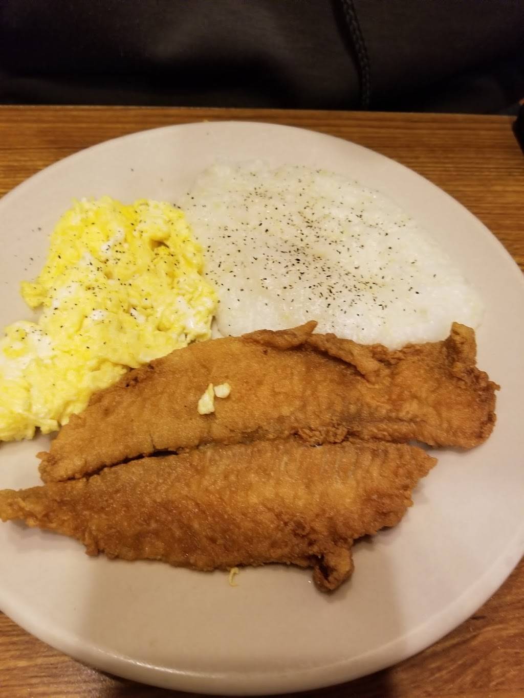 Lizards Thicket Restaurant | restaurant | 10170 Two Notch Rd, Columbia, SC 29229, USA | 8034195662 OR +1 803-419-5662