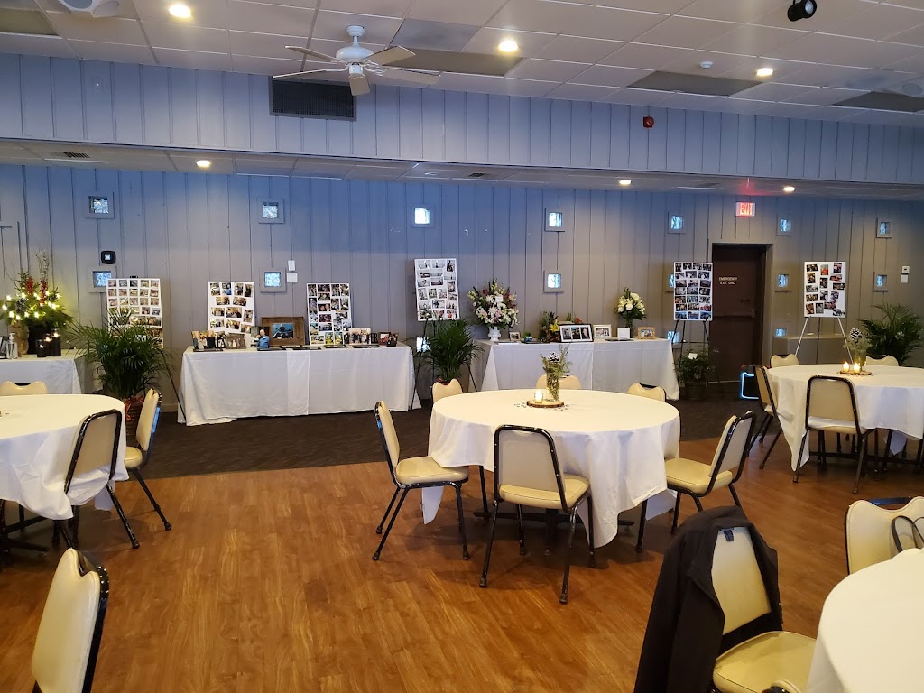 The East Side Club | restaurant | 3735 Monona Dr, Madison, WI 53714, USA | 6082229131 OR +1 608-222-9131