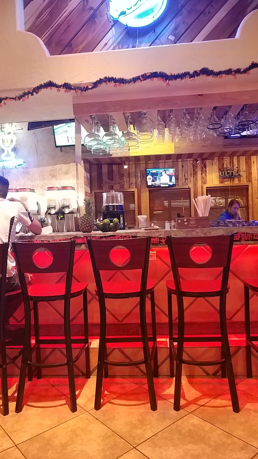 Avocados West Monroe | restaurant | 205 Constitution Dr, West Monroe, LA 71292, USA | 3185705045 OR +1 318-570-5045