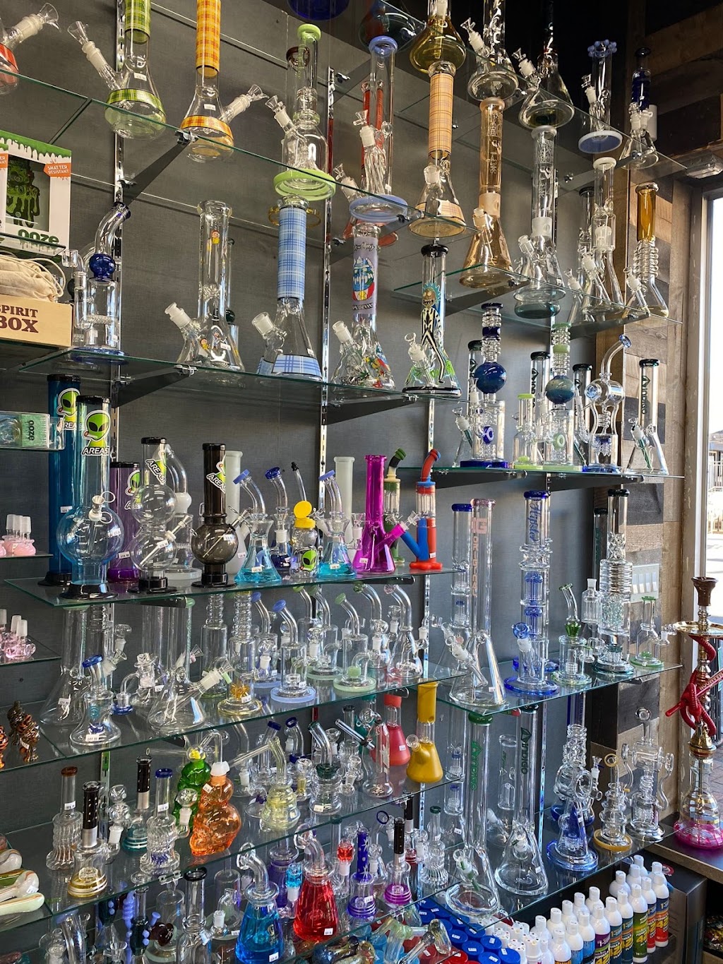 Exotic Smoke Shop | meal takeaway | 8 S Station Plaza, Great Neck Plaza, NY 11021, USA | 6318243760 OR +1 631-824-3760