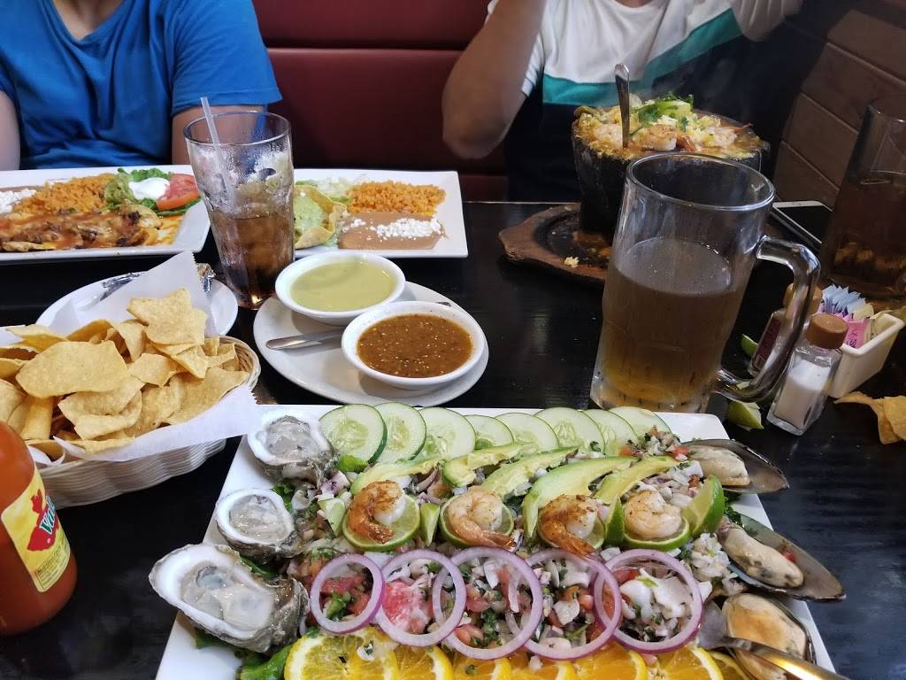 La Terraza Mexicana Grill | restaurant | 1412 Forum Blvd, Columbia, MO 65203, USA | 5734459444 OR +1 573-445-9444