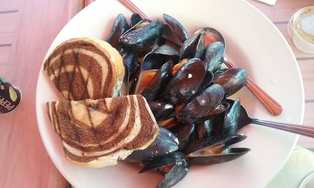 Lazy Jacks | restaurant | 54 Ceres St, Portsmouth, NH 03801, USA | 6032949902 OR +1 603-294-9902