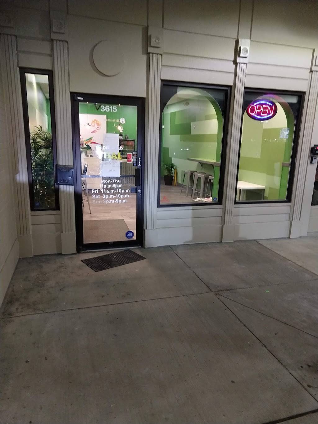 Delicious Thai | restaurant | 3615 W Maple Rd, Bloomfield Hills, MI 48301, USA | 2483851371 OR +1 248-385-1371