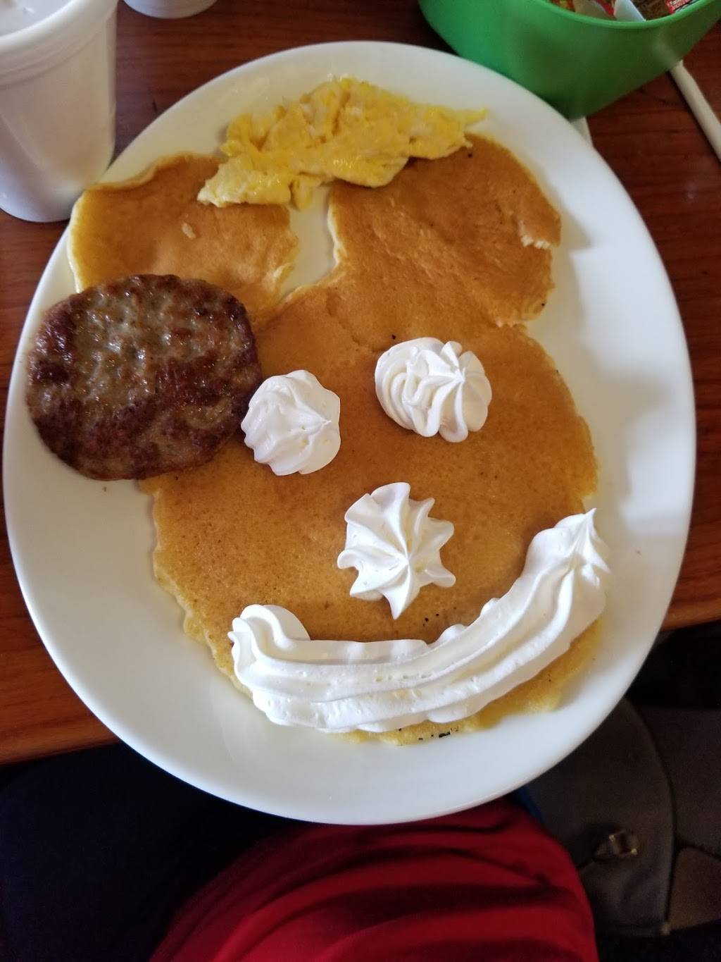 Moms Kitchen | restaurant | 7478 Lake Worth Rd, Lake Worth, FL 33467, USA | 5619644931 OR +1 561-964-4931