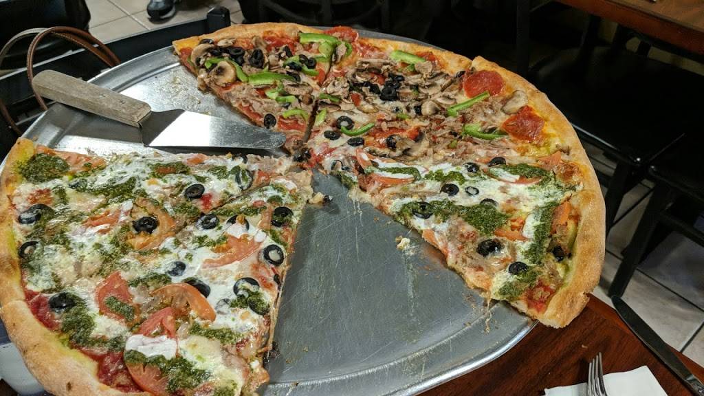 Giovannis New York Pizzeria | restaurant | 1127 Lawrence Expy, Sunnyvale, CA 94089, USA | 4087344221 OR +1 408-734-4221