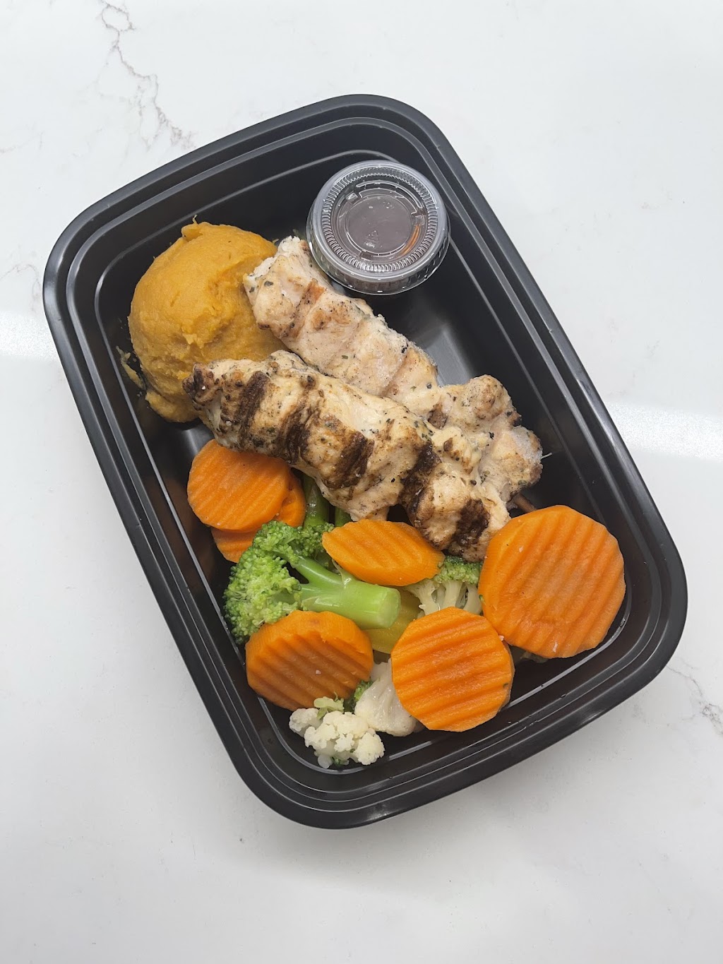 Meal Masters | restaurant | 6593 Collins Dr D-3, Moorpark, CA 93021, USA | 8056039334 OR +1 805-603-9334