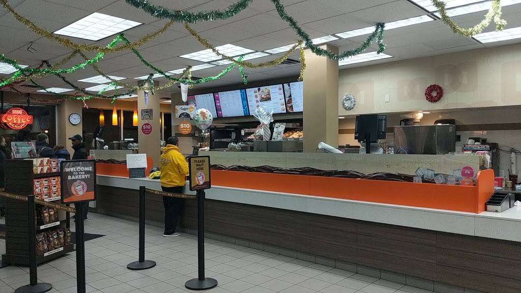 Dunkin Donuts | cafe | 24 Newbridge Rd, Hicksville, NY 11801, USA | 5169315777 OR +1 516-931-5777