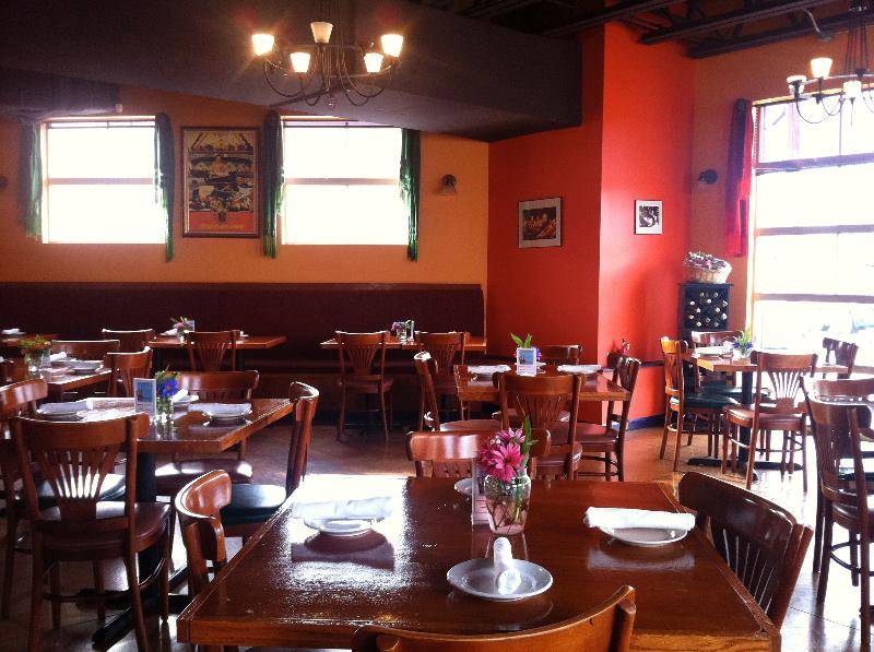 Antigua Latin Inspired Kitchen & Catering | restaurant | 6207 W National Ave, West Allis, WI 53214, USA | 4143215775 OR +1 414-321-5775