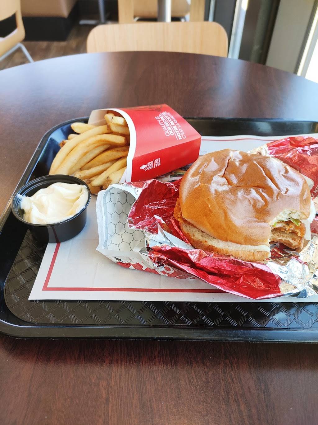 Wendys | restaurant | 78 Icomm Dr, Brantford, ON N3S 2X5, Canada | 5197537708 OR +1 519-753-7708