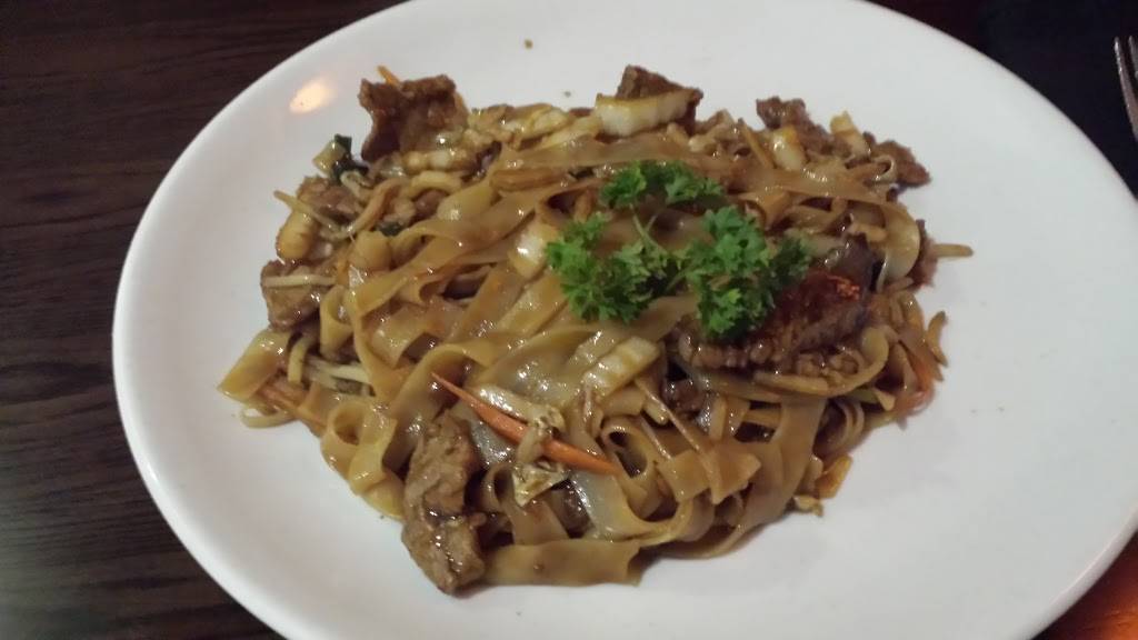 Bamboo Bistro | restaurant | 700 US-441, Lady Lake, FL 32159, USA | 3527509998 OR +1 352-750-9998