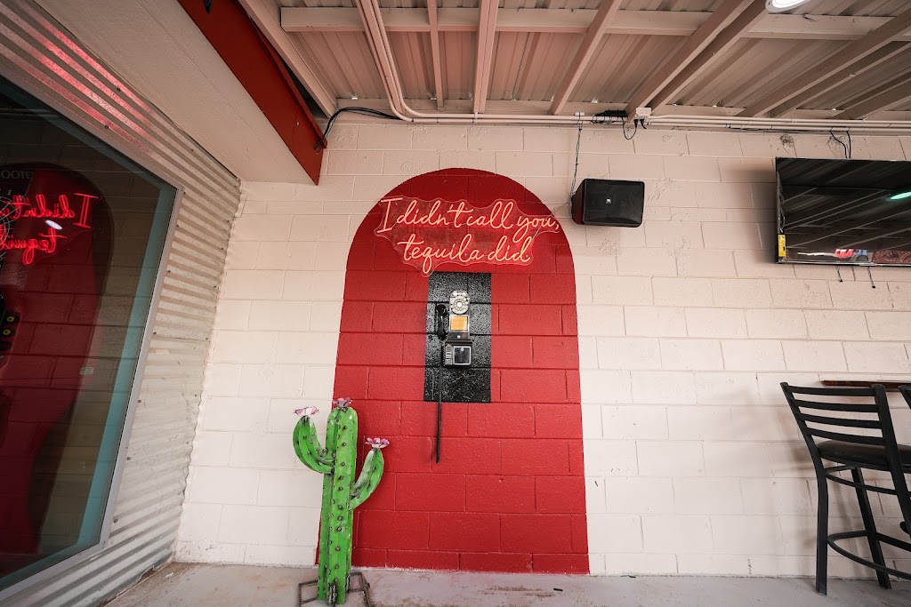 Tequila Mockingbyrd | restaurant | 6306 N Mesa St, El Paso, TX 79912, USA | 9153414687 OR +1 915-341-4687