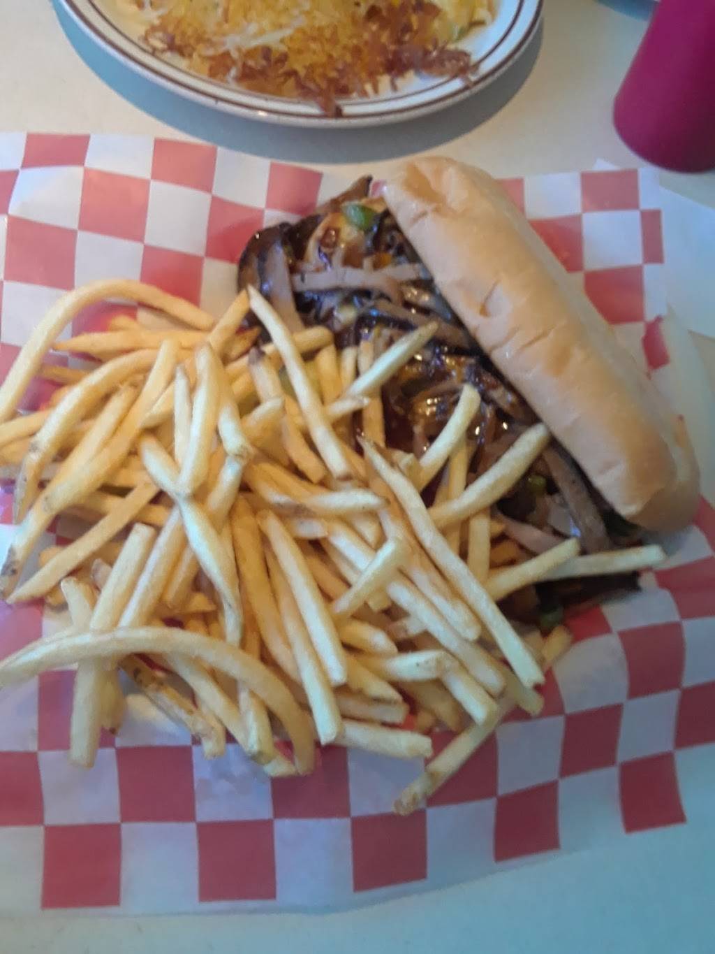 Airway Cafe | restaurant | 1893 Newcomb St #12, Porterville, CA 93257, USA | 5597848208 OR +1 559-784-8208