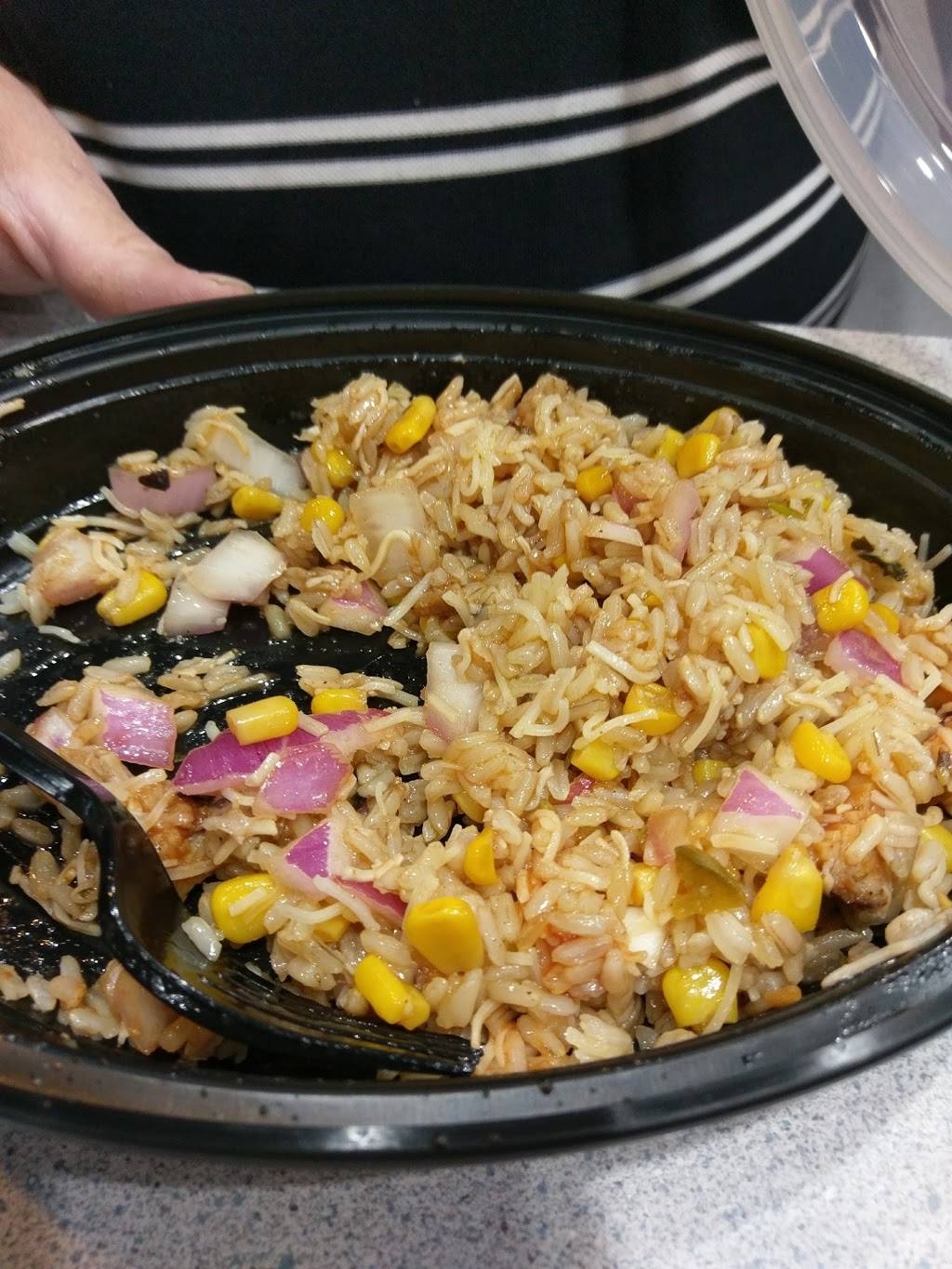 Hot Head Burritos | restaurant | 690 Nilles Rd, Fairfield, OH 45014, USA | 5138584323 OR +1 513-858-4323