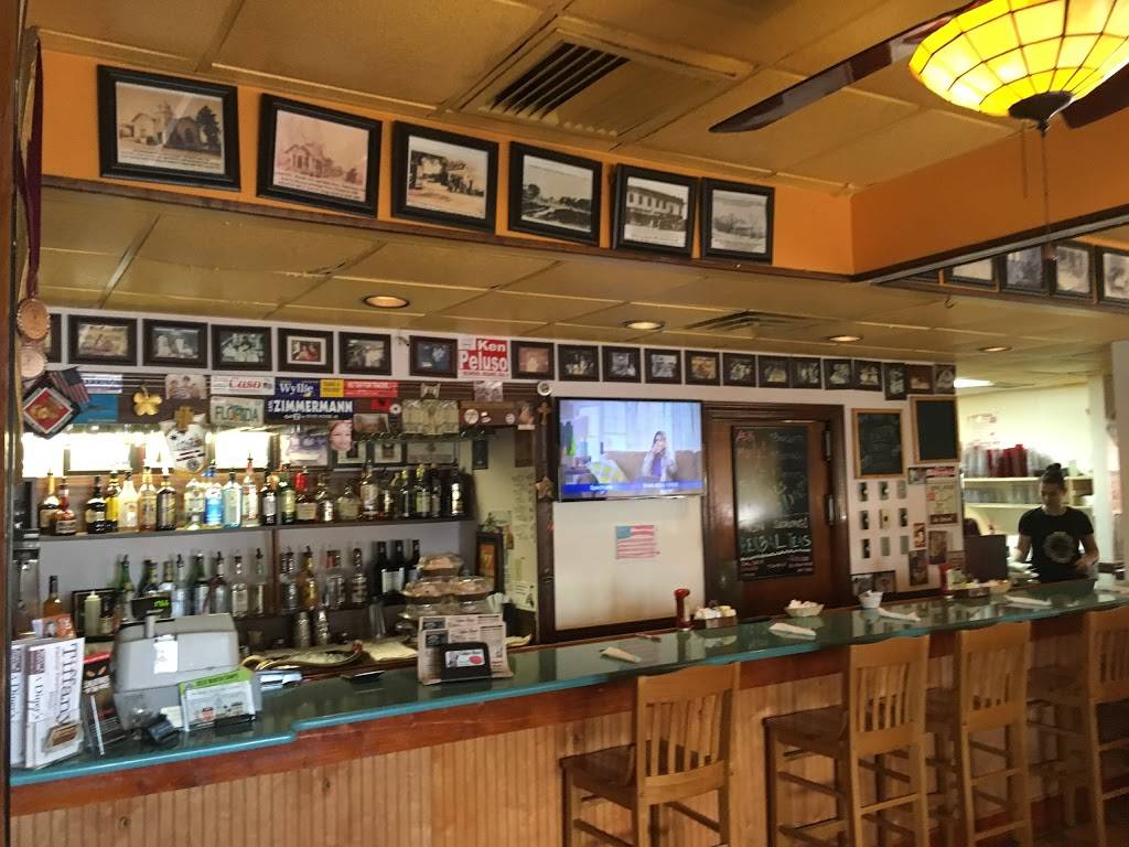 Tiffanys | restaurant | 35000 US Hwy 19 N, Palm Harbor, FL 34684, USA | 7277859530 OR +1 727-785-9530