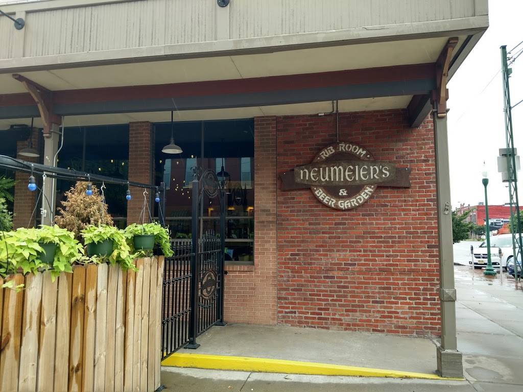 Neumeiers Rib Room | restaurant | 424 Garrison Ave, Fort Smith, AR 72901, USA | 4794947427 OR +1 479-494-7427