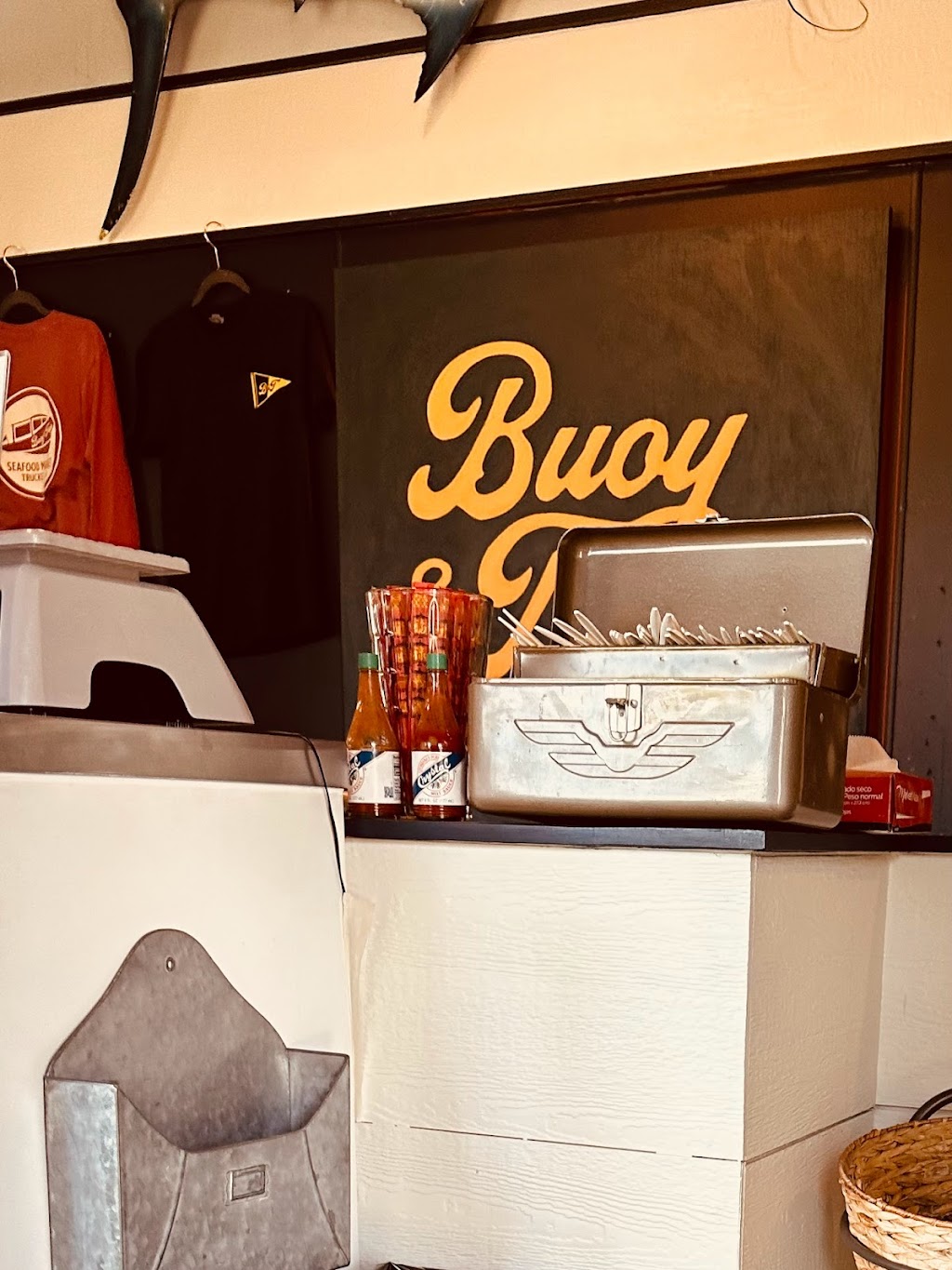 Buoy & Trap Seafood | restaurant | 10825 Pioneer Trail STE 100, Truckee, CA 96161, USA | 5305365031 OR +1 530-536-5031