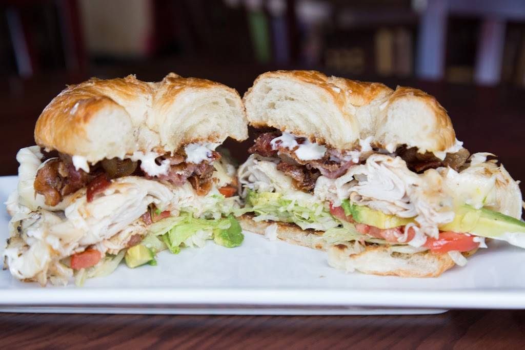 ONeills Grill | restaurant | 221 University Blvd, Harrisonburg, VA 22801, USA | 5405744267 OR +1 540-574-4267