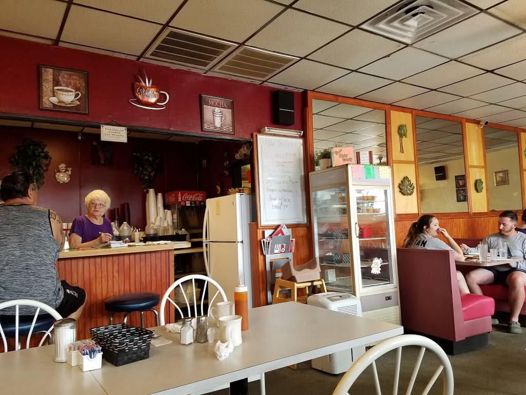 Apollo Family Restaurant Inside Apollo Beach Shopping Center | restaurant | 6048 N U.S. Hwy 41, Apollo Beach, FL 33572, USA | 8136456226 OR +1 813-645-6226