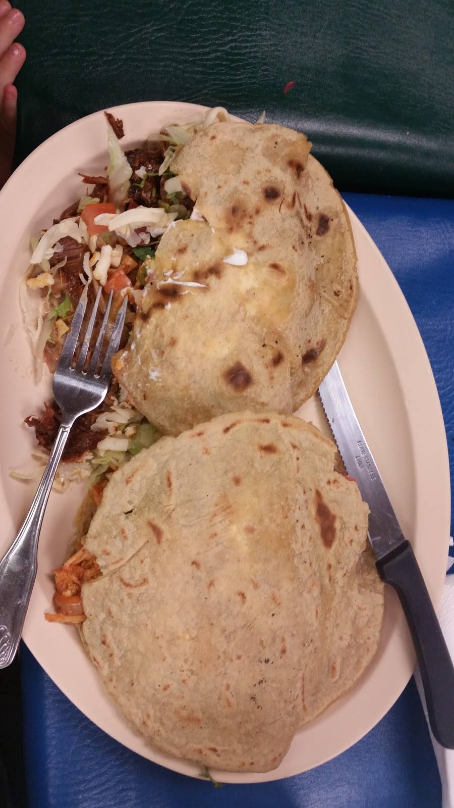 El Cabrito Restaurant | restaurant | 1659 W 47th St, Chicago, IL 60609, USA | 7738478339 OR +1 773-847-8339