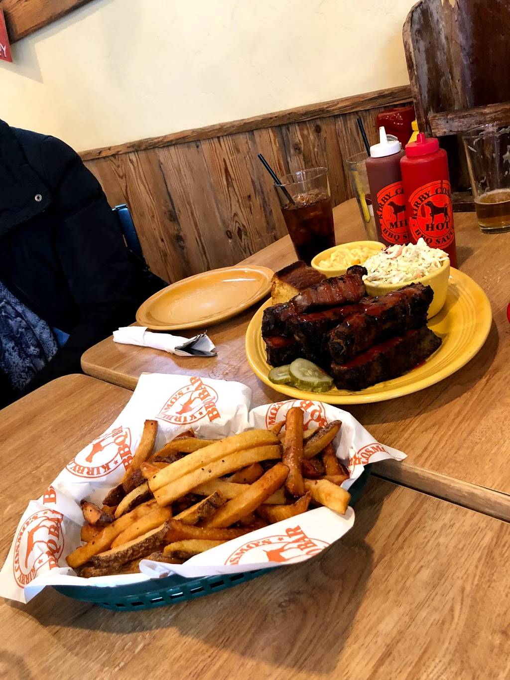Kirby Cosmos BBQ Bar | restaurant | 474 Main St, Minturn, CO 81645, USA | 9708279027 OR +1 970-827-9027