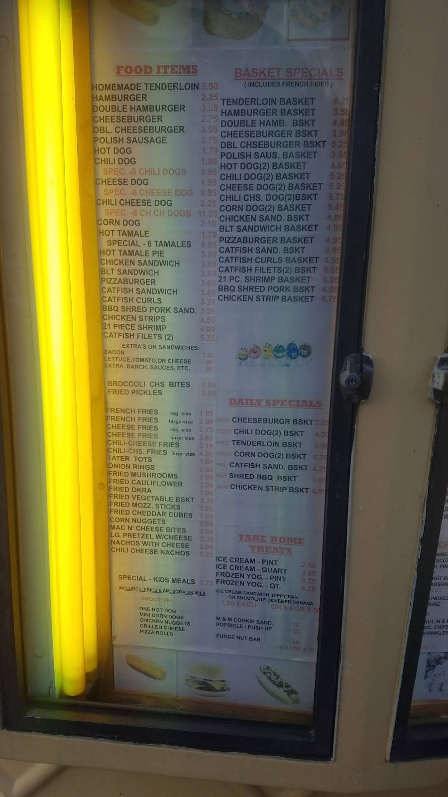 Twistee Treat | restaurant | 1207 E Washington St, East Peoria, IL 61611, USA | 3096992604 OR +1 309-699-2604