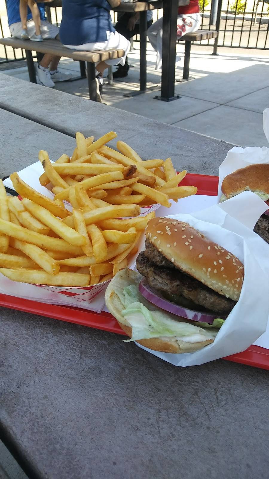 Village Drive-in | restaurant | 3810 60th St, Sacramento, CA 95820, USA | 9164573196 OR +1 916-457-3196