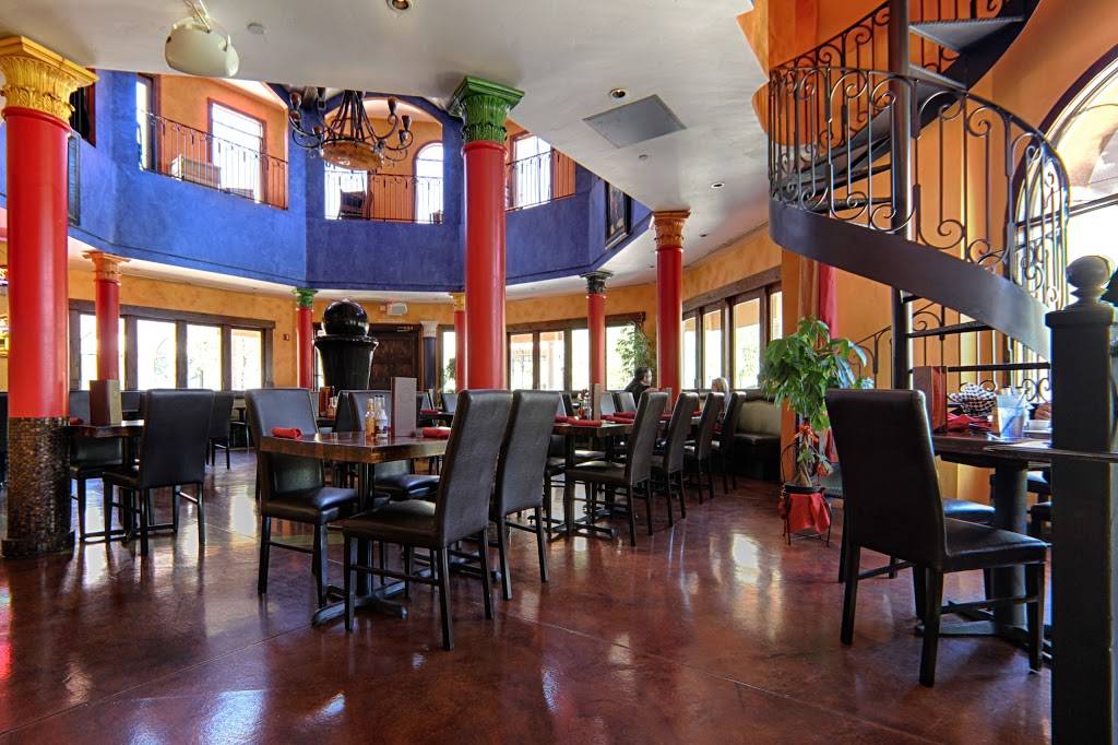 Sonrisa Grill | restaurant | 30 Via Brianza #100, Henderson, NV 89011, USA | 7025686870 OR +1 702-568-6870