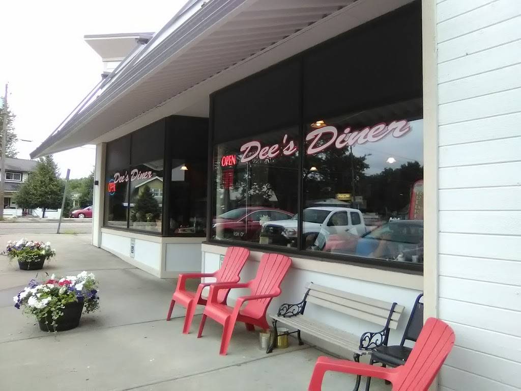 Dees Diner | restaurant | 1900 Brewerton Rd # 4, Mattydale, NY 13211, USA | 3154549961 OR +1 315-454-9961