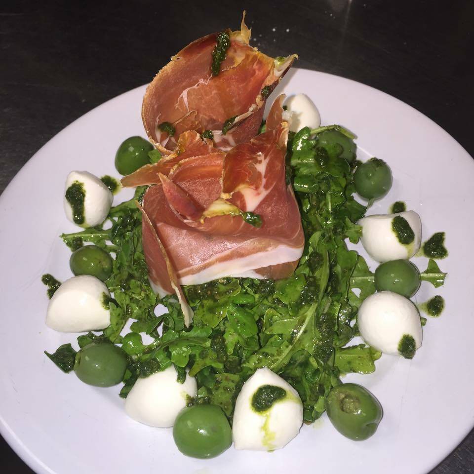 Frankies Ristorante | restaurant | 9501 W 171st St, Tinley Park, IL 60477, USA | 7082266996 OR +1 708-226-6996