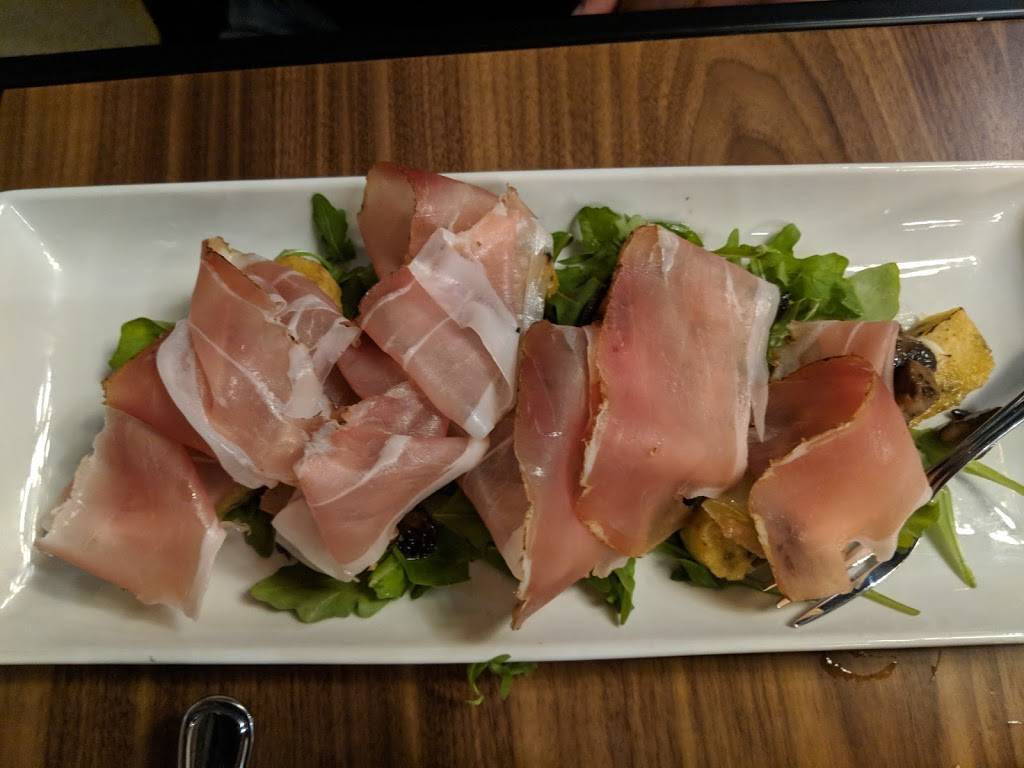 Giro DItalia Ristorante | restaurant | jane street, Vaughan, ON L4L 4V3, Canada | 9055978225 OR +1 905-597-8225