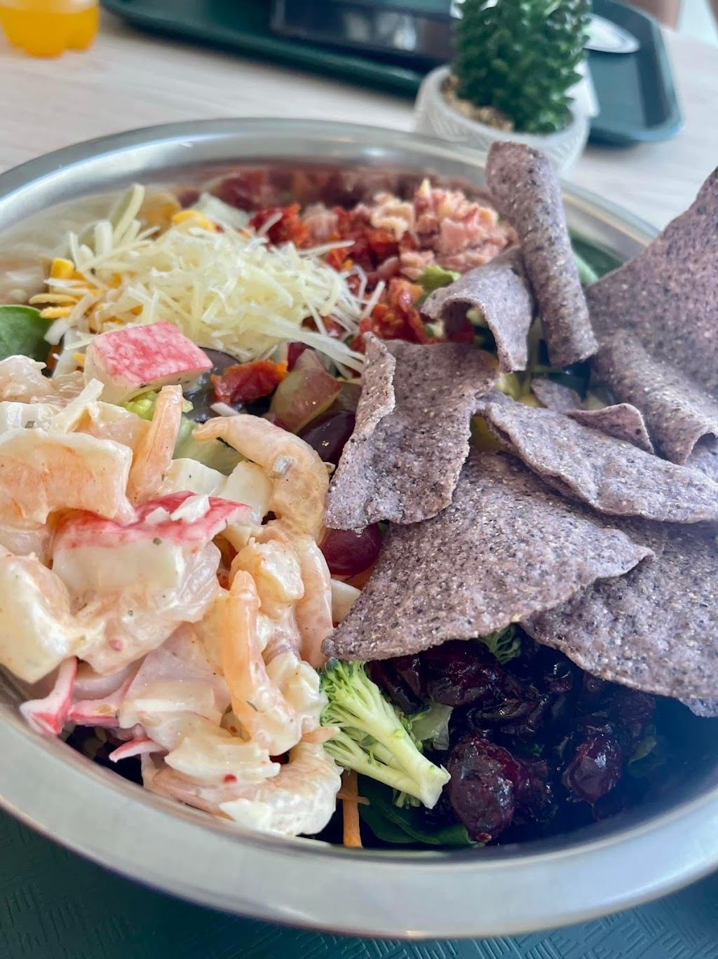 Lettuce Eat Salad | restaurant | 3341 Pablo Kisel Blvd suite R, Brownsville, TX 78526, USA | 9566212131 OR +1 956-621-2131