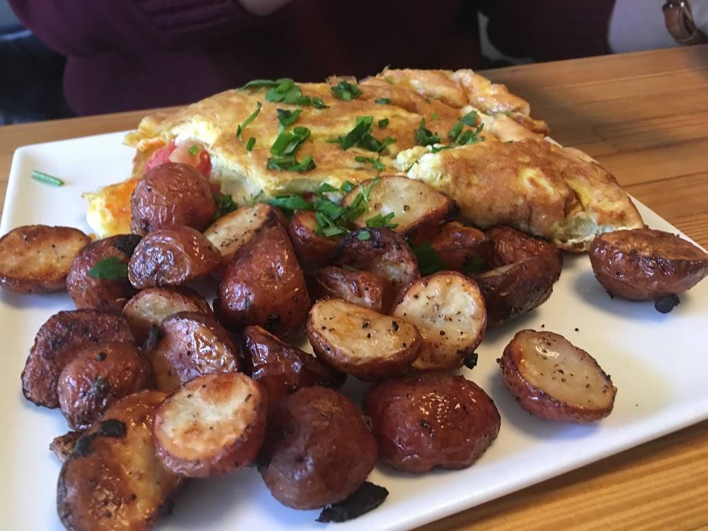 Ms. Fairfax | restaurant | 105 Liberty St, Newburgh, NY 12550, USA | 8455650169 OR +1 845-565-0169