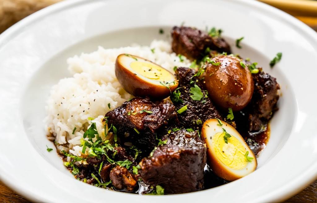 Golden Wat Noodle House | restaurant | 111 Kings Ct, San Antonio, TX 78212, USA | 2103208211 OR +1 210-320-8211