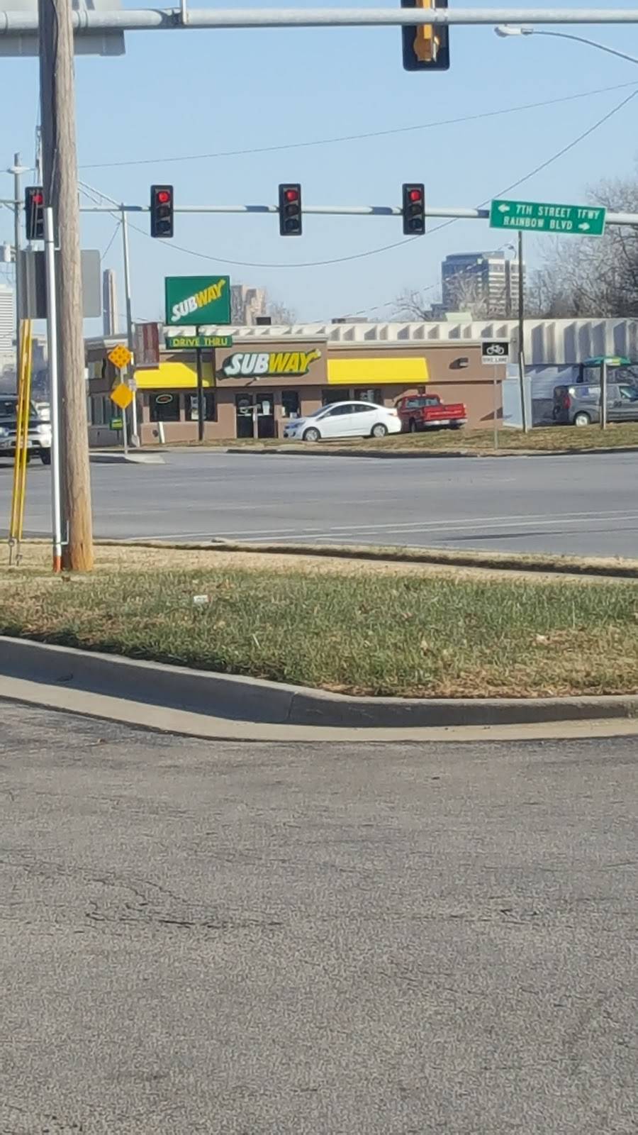 Subway | meal takeaway | 315 Southwest Blvd, Kansas City, KS 66103, USA | 9133842939 OR +1 913-384-2939