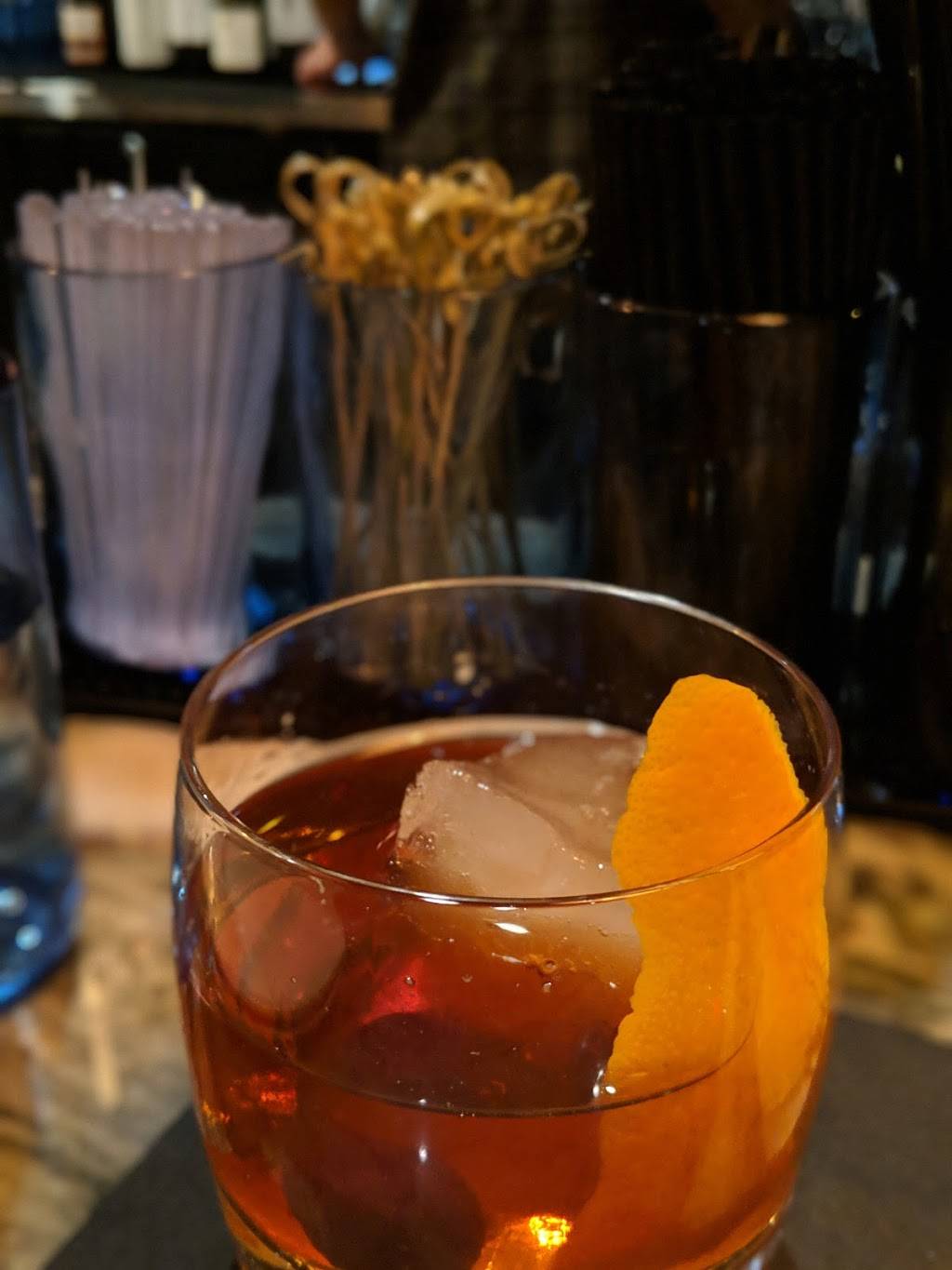 Hush Public House | restaurant | 14202 N Scottsdale Rd #167, Scottsdale, AZ 85254, USA | 4807585172 OR +1 480-758-5172