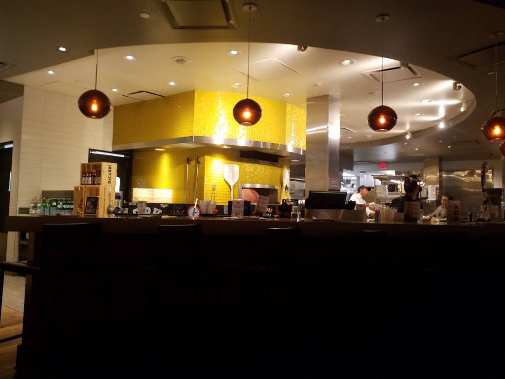 California Pizza Kitchen at Wellington Green | restaurant | 10300 Forest Hill Blvd suite 197, Wellington, FL 33414, USA | 5617931601 OR +1 561-793-1601
